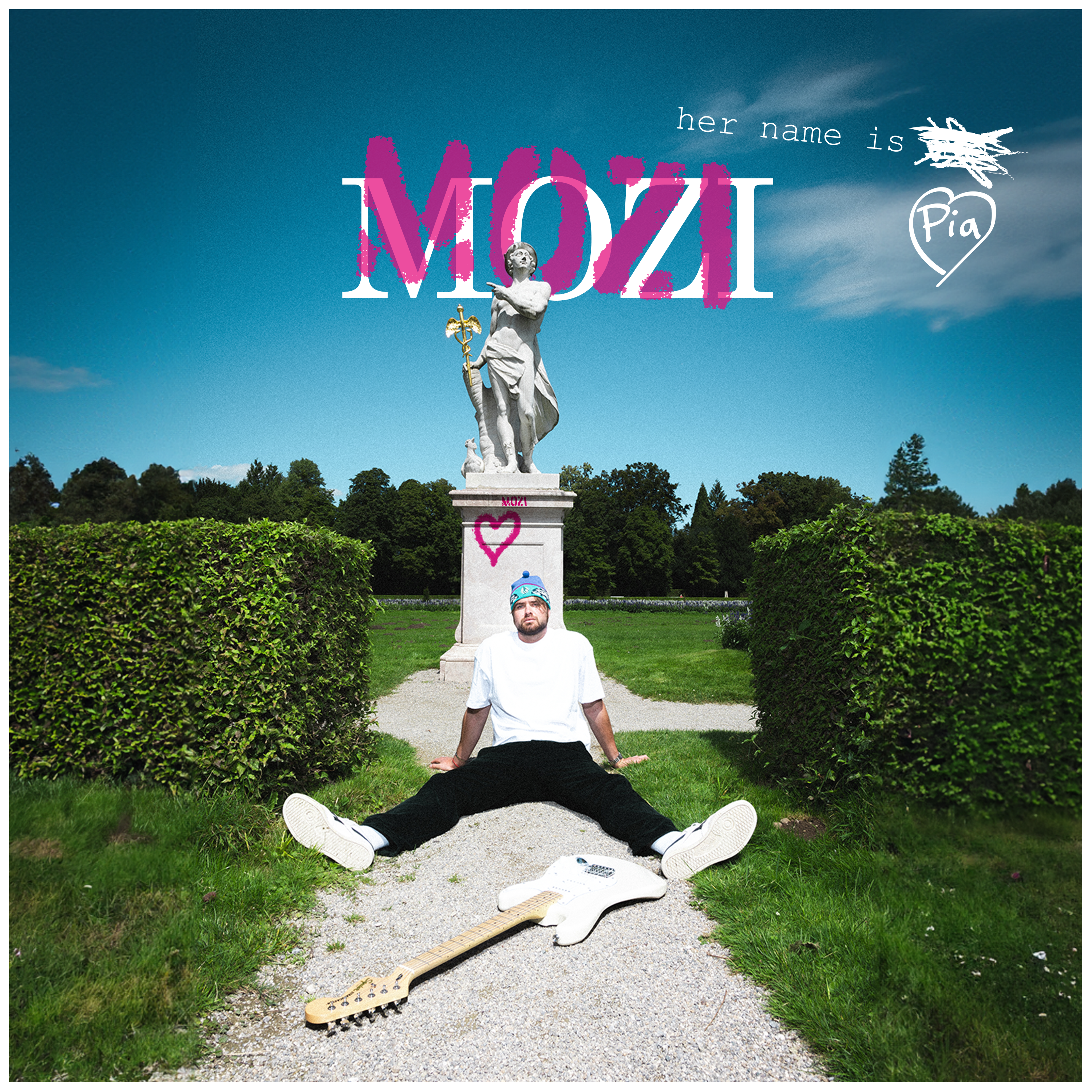 MOZI Single Cover in front of Statue for his Single: Her Name is PIA